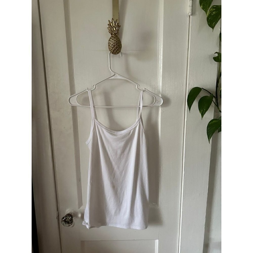 No Boundaries Women’s size Large white Tank top